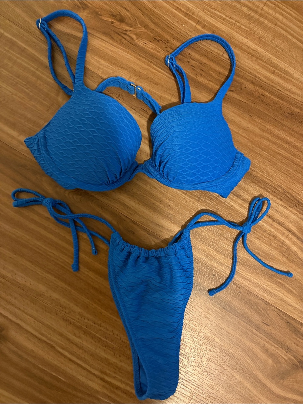 Victoria’s Secret Blue Textured Tie-Side Bikini Set - Women Swim